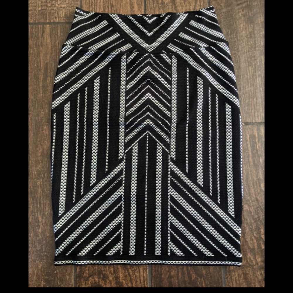 LuLaRoe Elegant Cassie Skirt